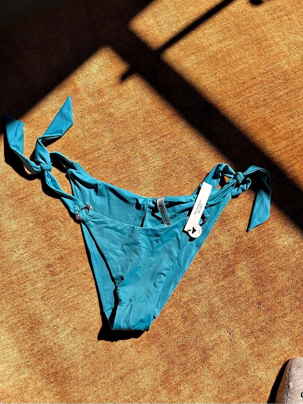 Victoria’s Secret Cheeky Bikini Bottom in Blue Size Medium NWT